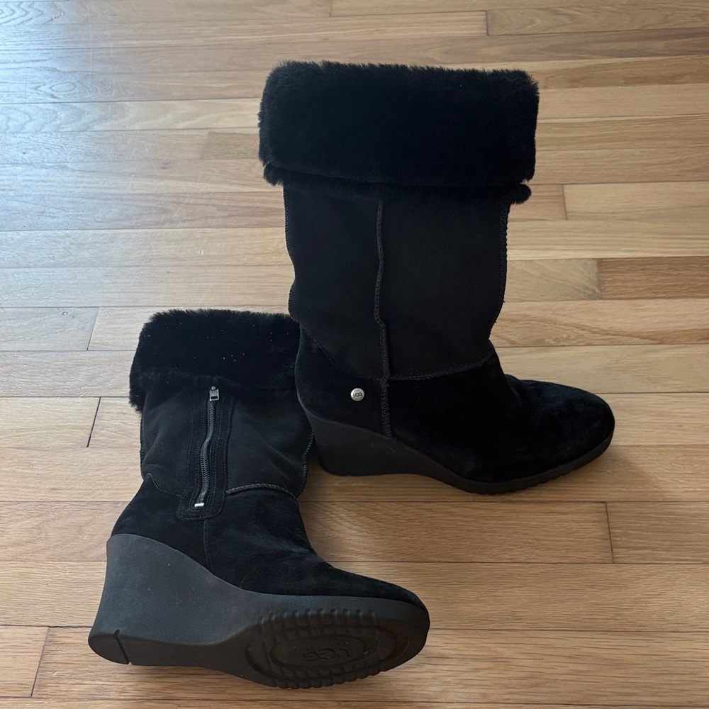 UGG Wedge Boot